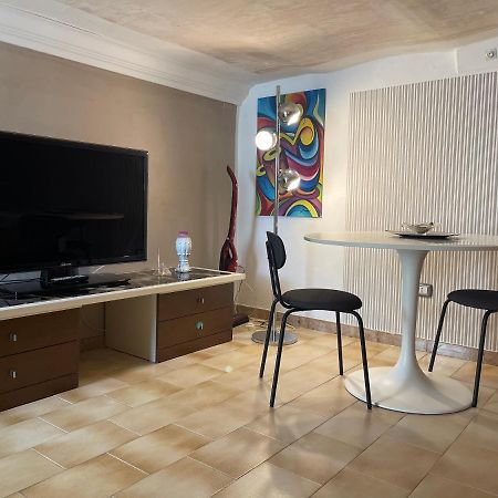 Colibri Appartement Bari Buitenkant foto